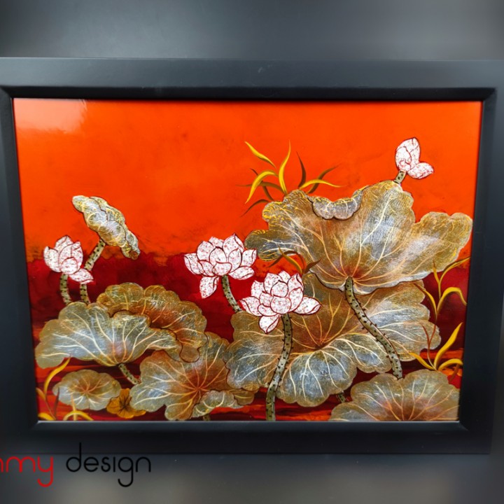 Tranh sơn mài nền cam hoa sen 30*40 cm